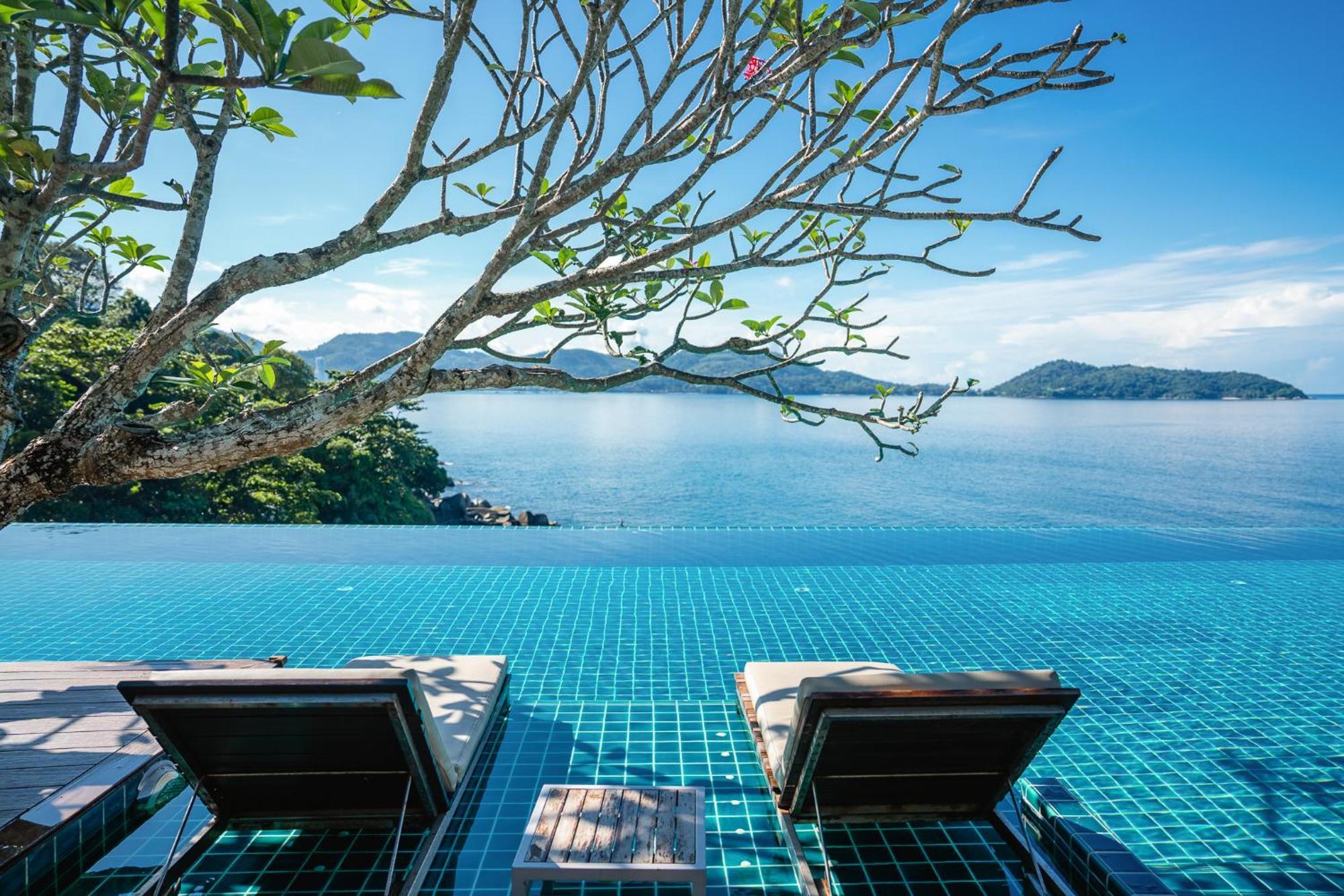 Zenmaya Oceanfront Phuket, Trademark Collection By Wyndham Patong Exterior foto View from the pool at the resort
